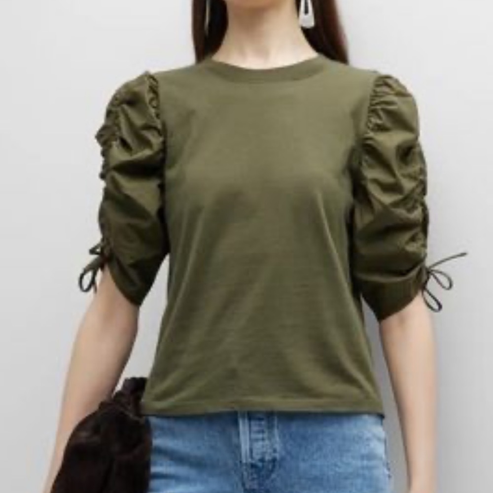 Frame Denim | Tops | Newframe Knit
Top Featuring Ruched Short size xs